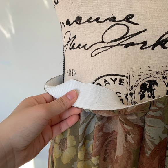 Flowy Print Skirt - Picture 6 of 7